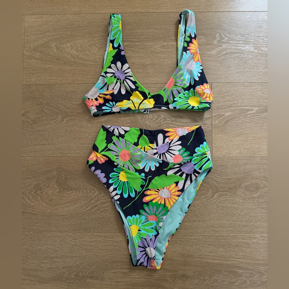 Aerie High waisted cross cross bikini size small